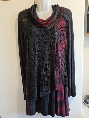 DOLCEZZA  Cowl Neck Long Sleeve Knit Tunic Dress